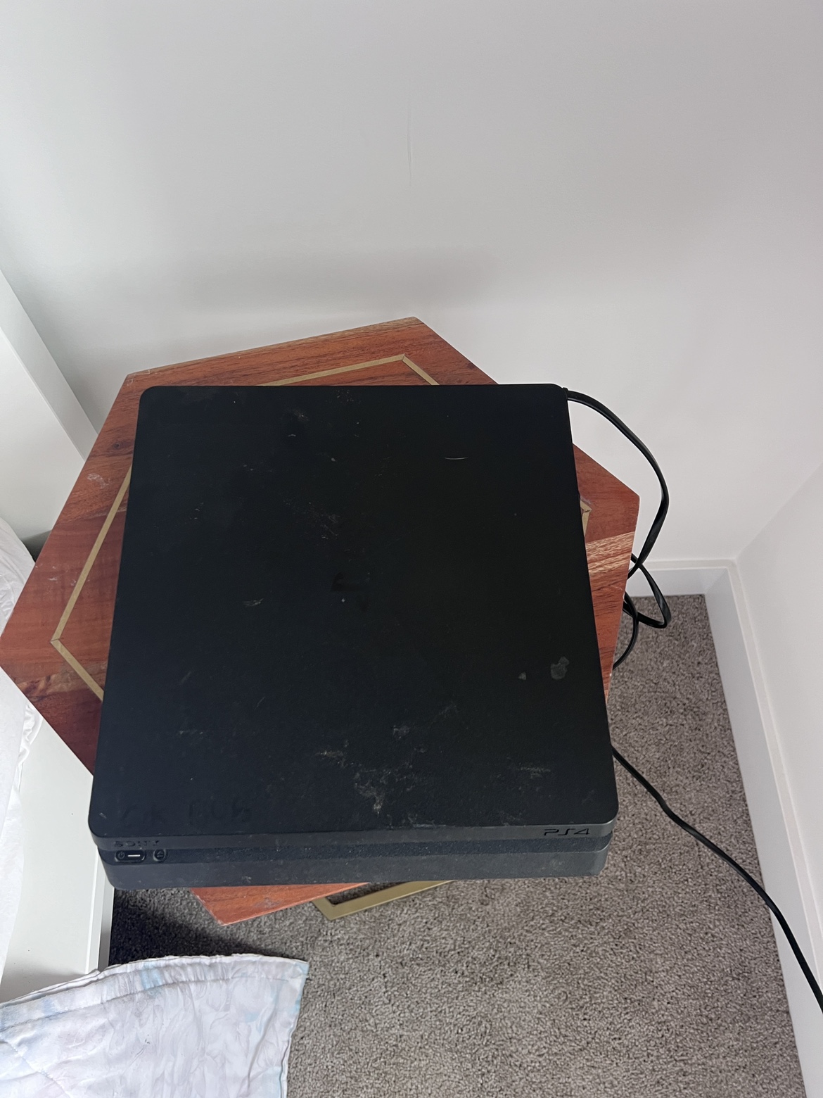 PS4 Slim