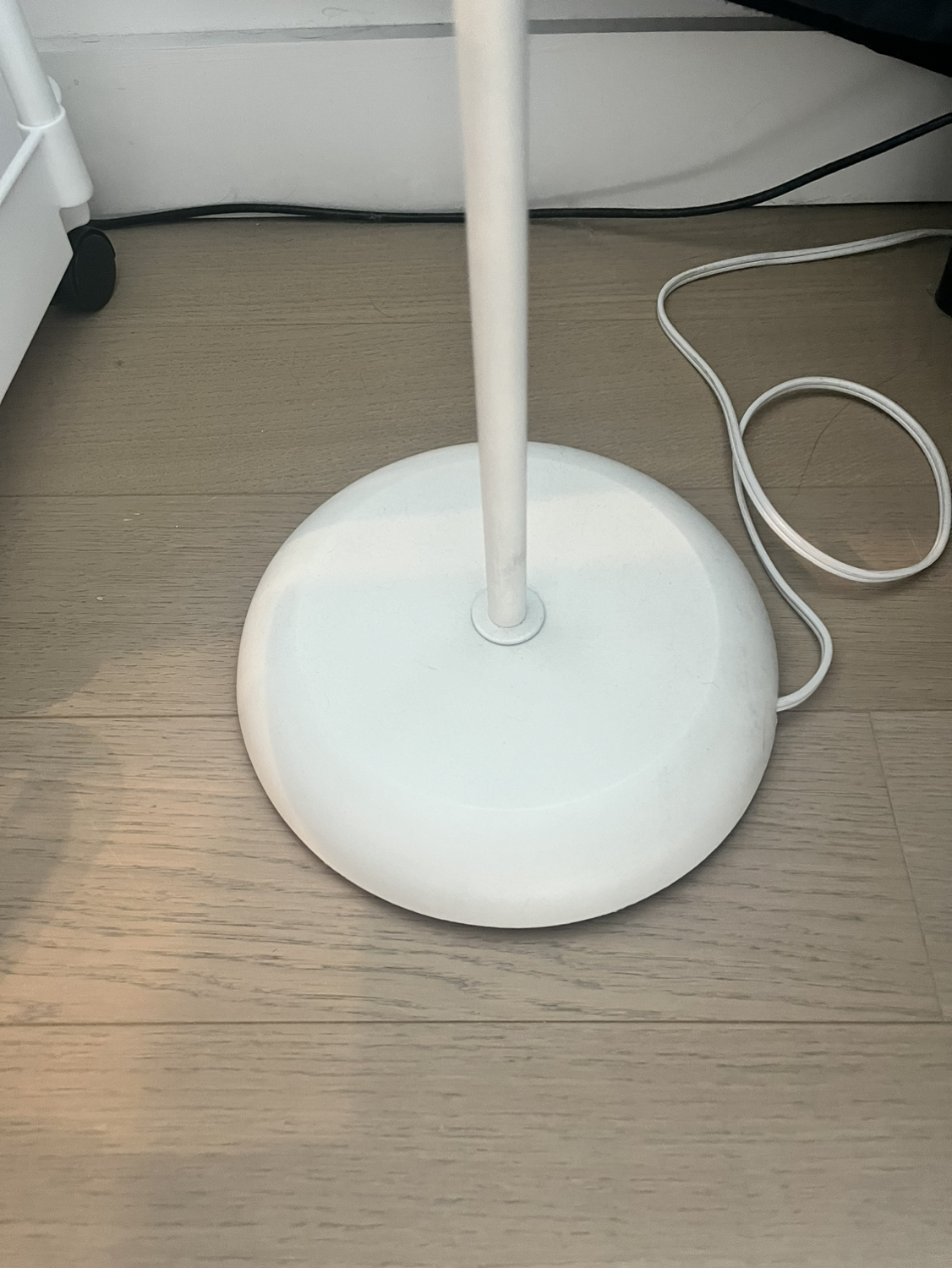 Bright floor lamp - photo 3