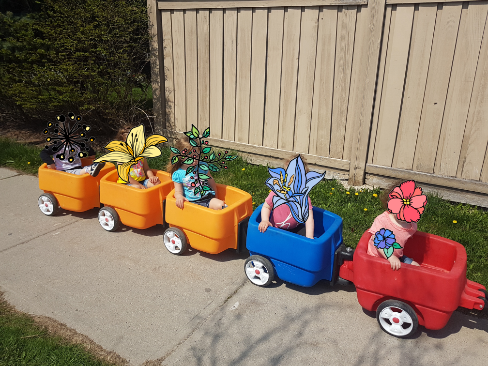 Step 2 Choo Choo Pull-Along Wagon