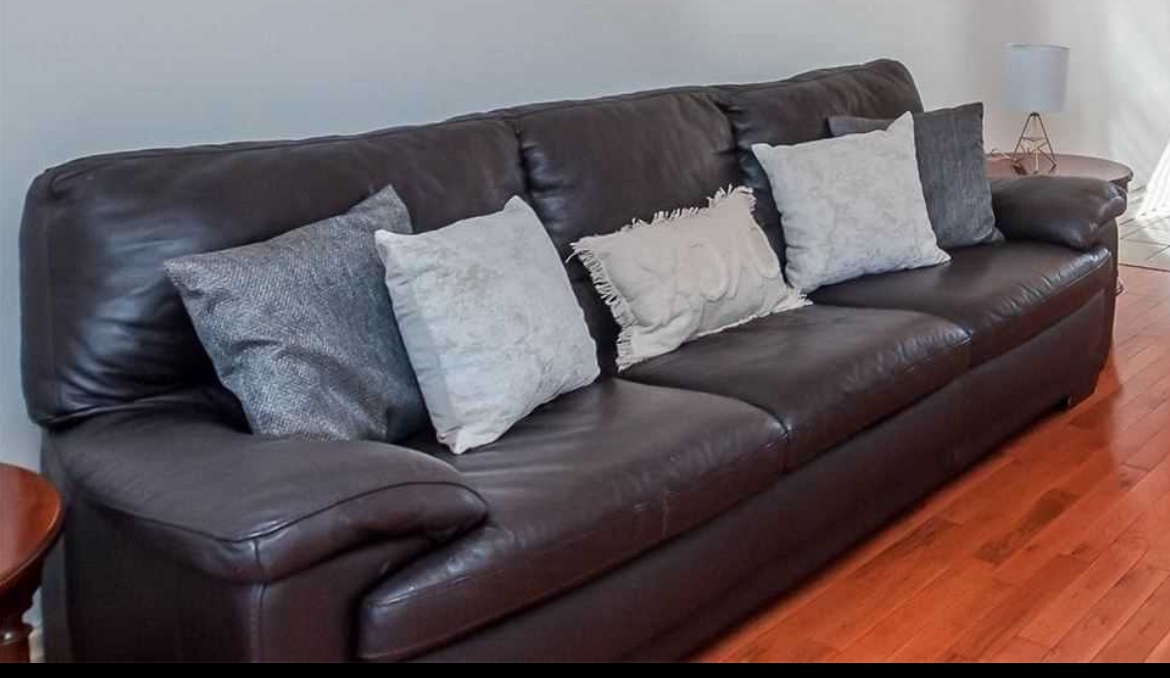 Leather Sofa - need gone! thumbnail