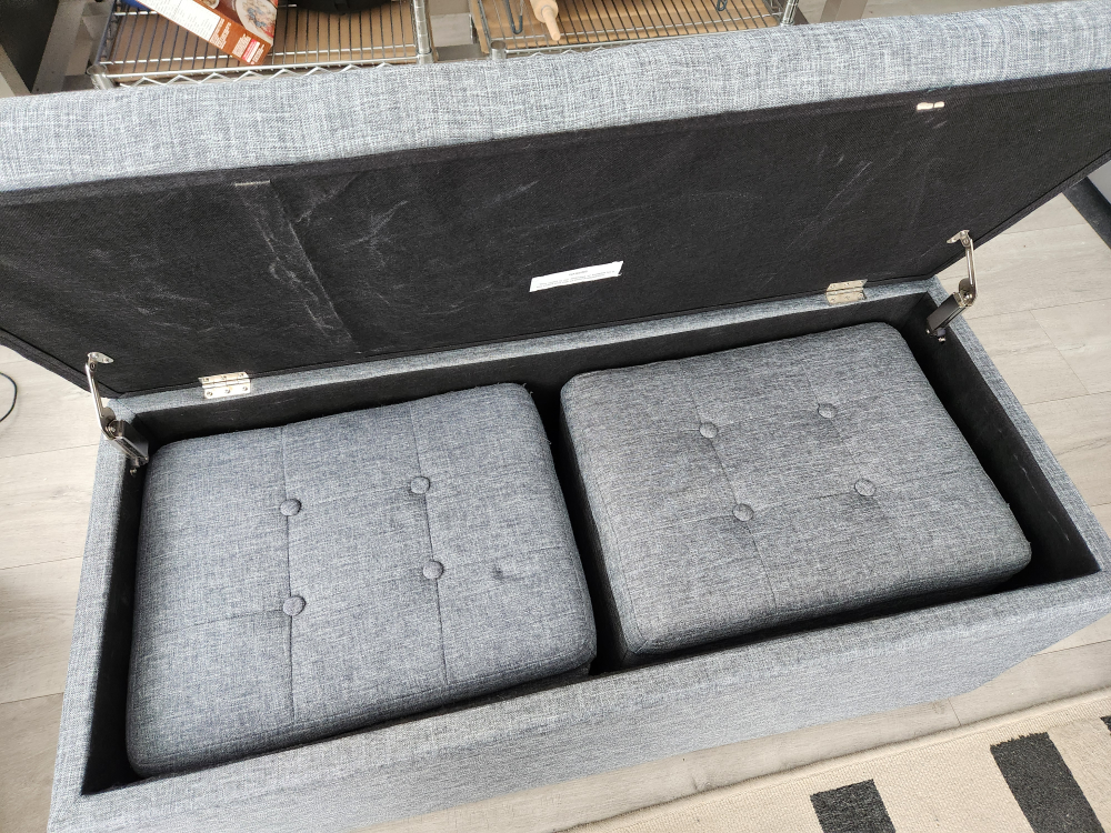 Storage bench seat and 2 ottomans
