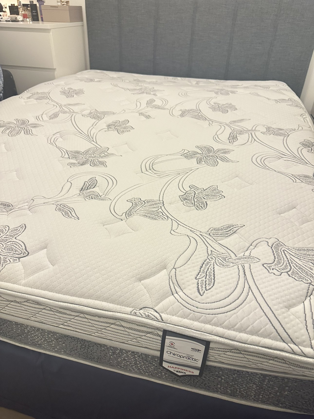 Queen mattress almost new