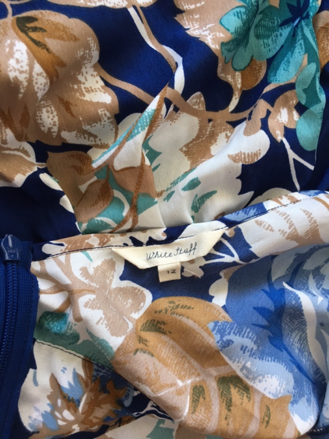 Spring dress image indicator(3)