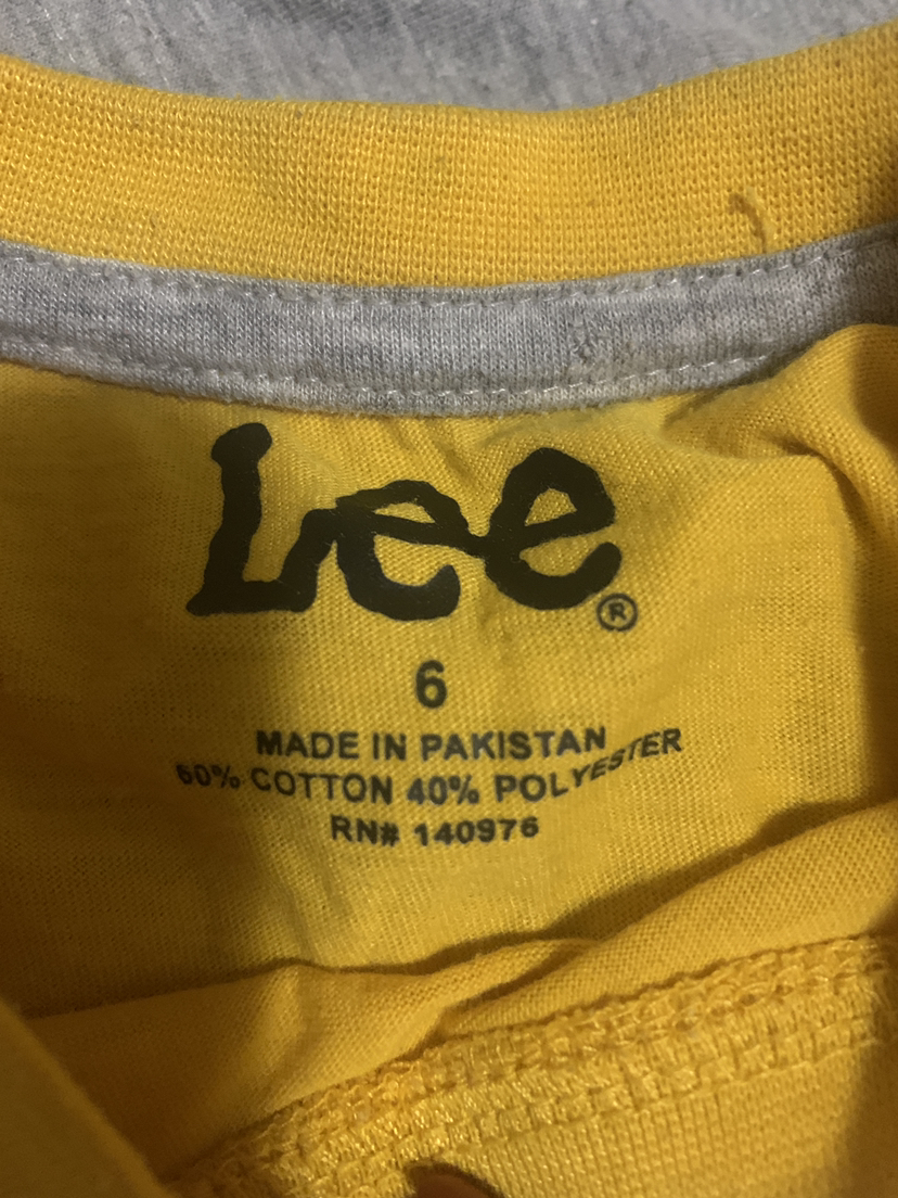 2 t-shirts image indicator(2)