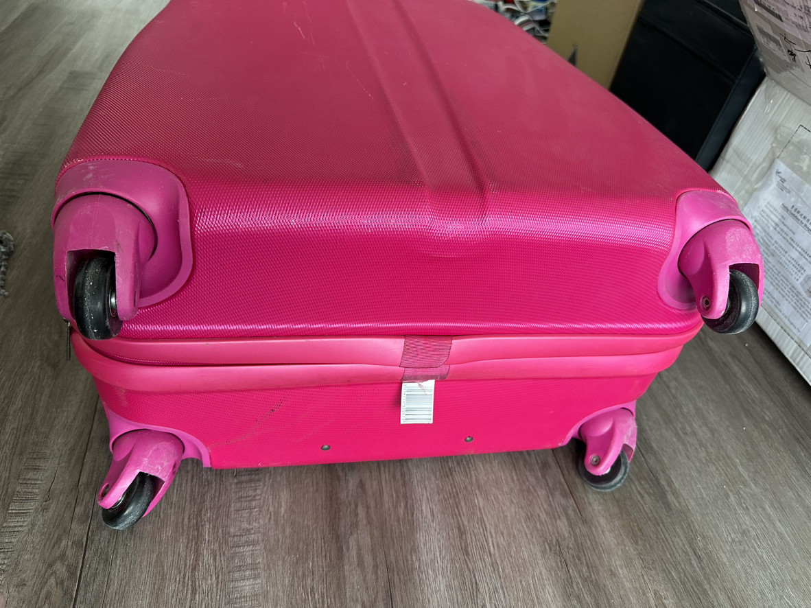 Delsey 28” Luggage - photo 4
