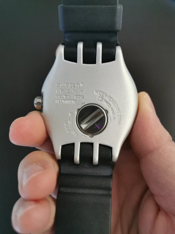 Swatch Scuba Watch for Men/Women ⌚ image indicator(2)