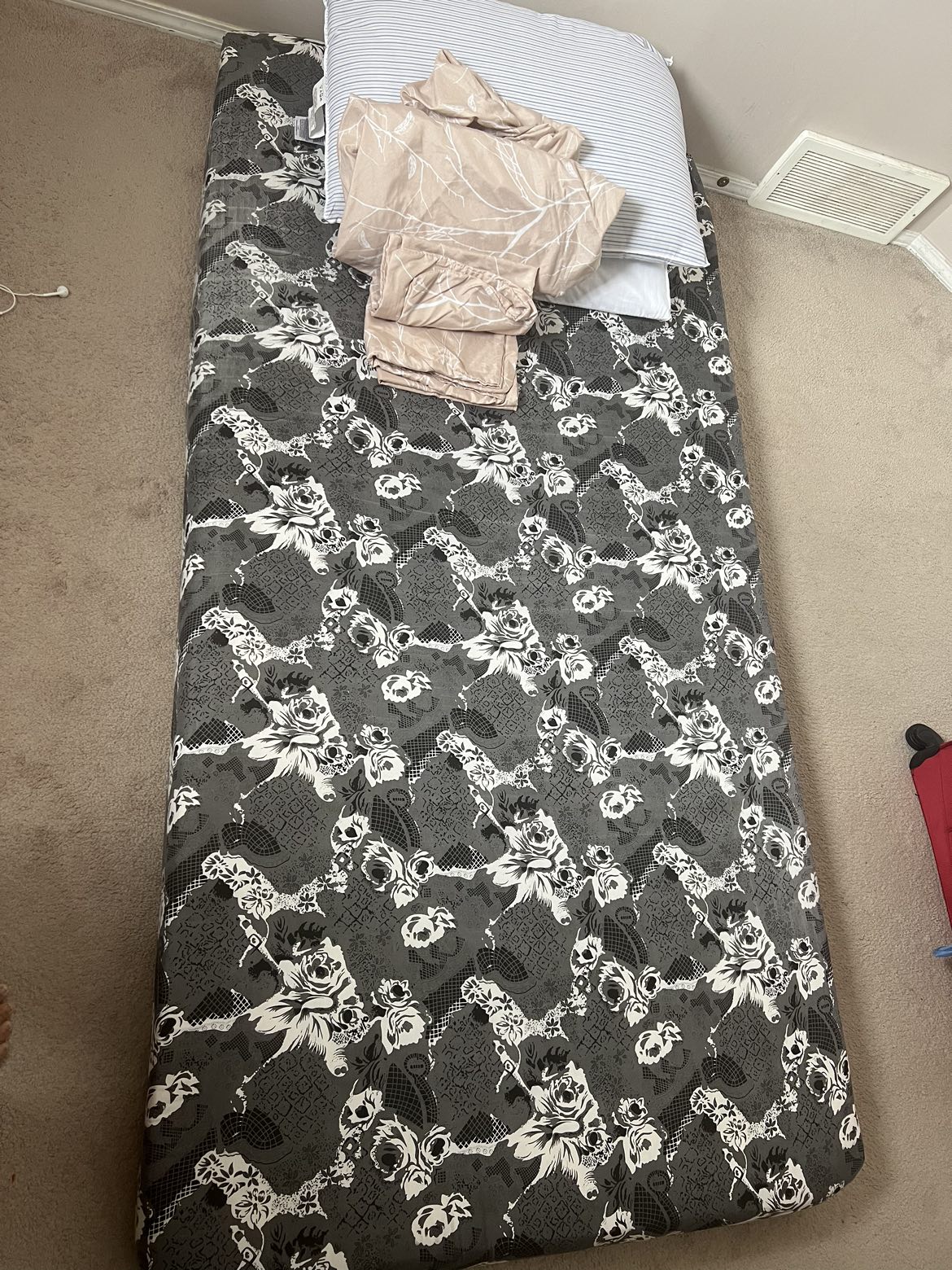 Moving Sale- Single Mattress - photo 5