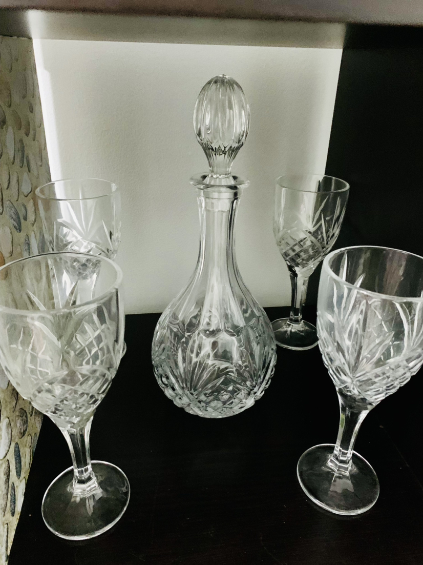 Set of carafe and four cups