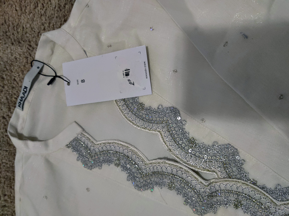 Brand new Pakistani Khaadi suit two piece image indicator(5)