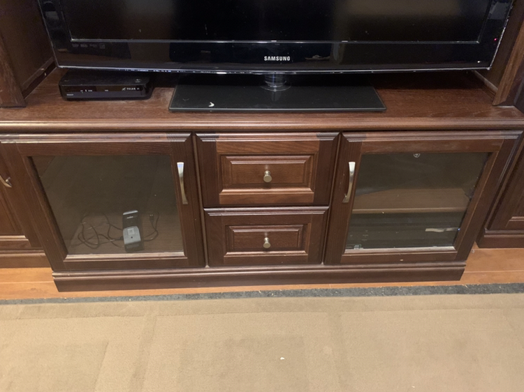 Like new Entertainment Unit - photo 3