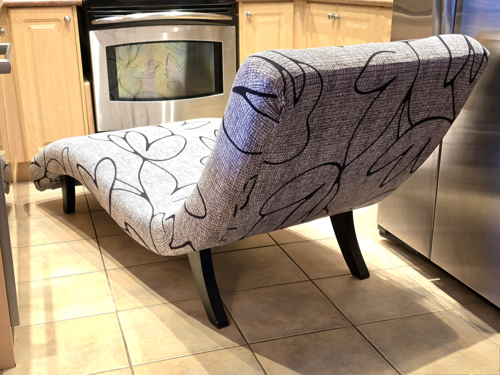 ❤️DeBoers Iconic Curved Chaise Lounge - Your Relaxation Corner🥕 image indicator(4)