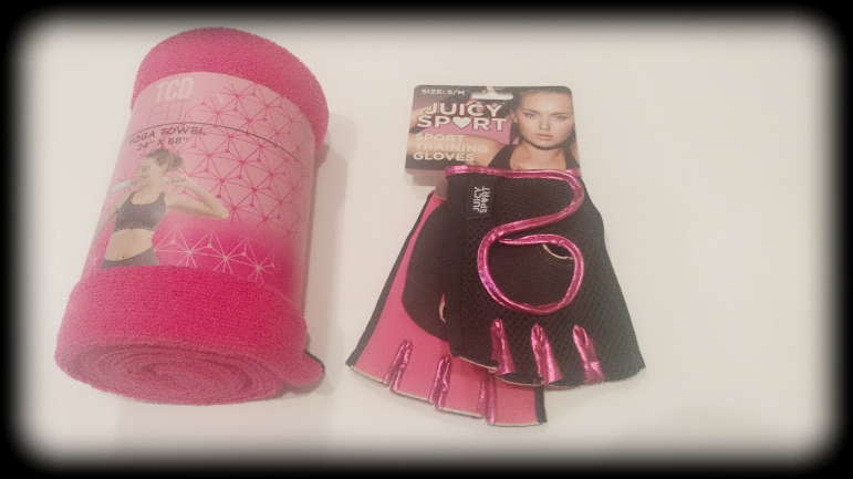 Working Out Yoga Towel & Juicy Couture Gloves 🧤
