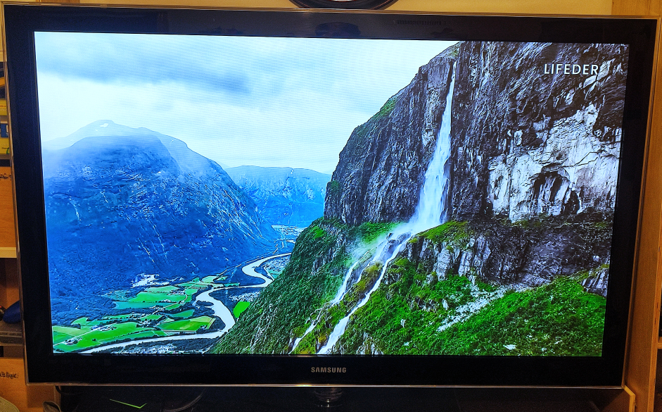 TV Samsung 50" Plasma + extra (sold separetly) image indicator(4)