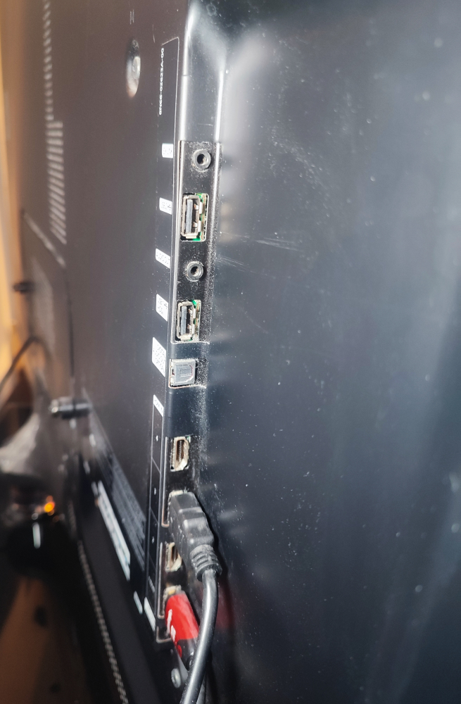 TV Samsung 50" Plasma + extra (sold separetly) image indicator(7)