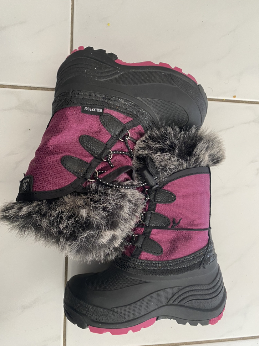 *NEW* Toddler 8 Kamik Winter boots image indicator(3)