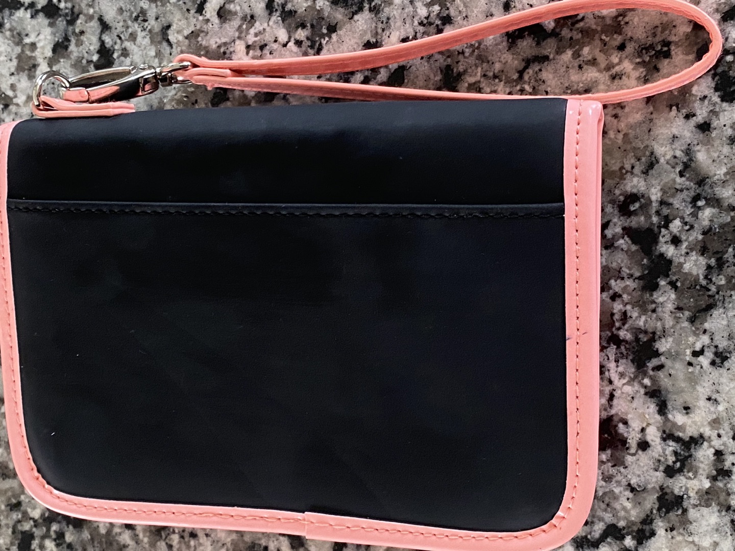 Wallet/cellphone holder. image indicator(2)