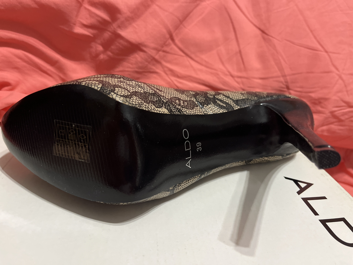 BNIB Aldo high heel shoes image indicator(3)