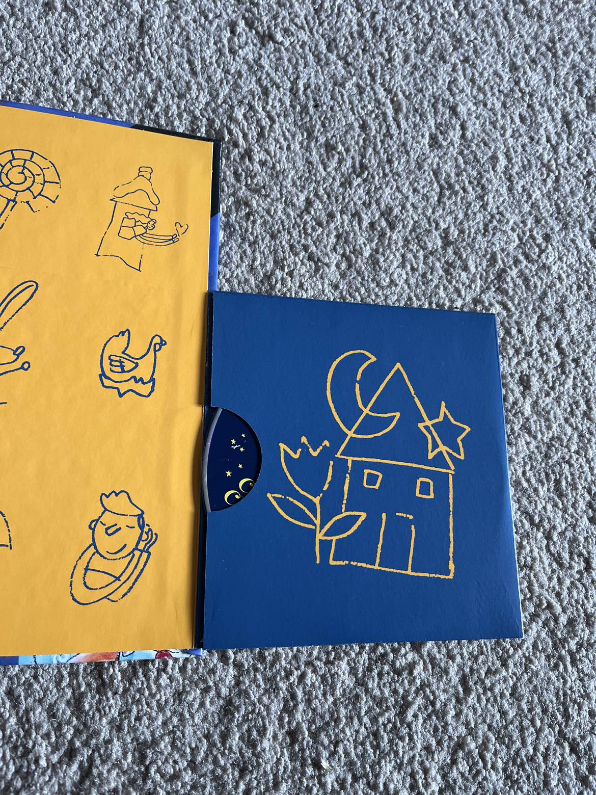 Song book with cd/kid image indicator(3)