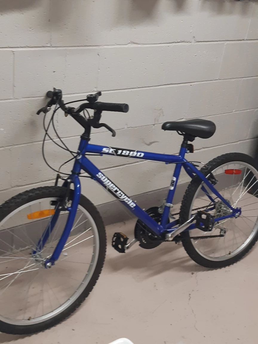 SUPERCYCLE 1800 Electric blue mountain bike  mint condition image indicator(4)
