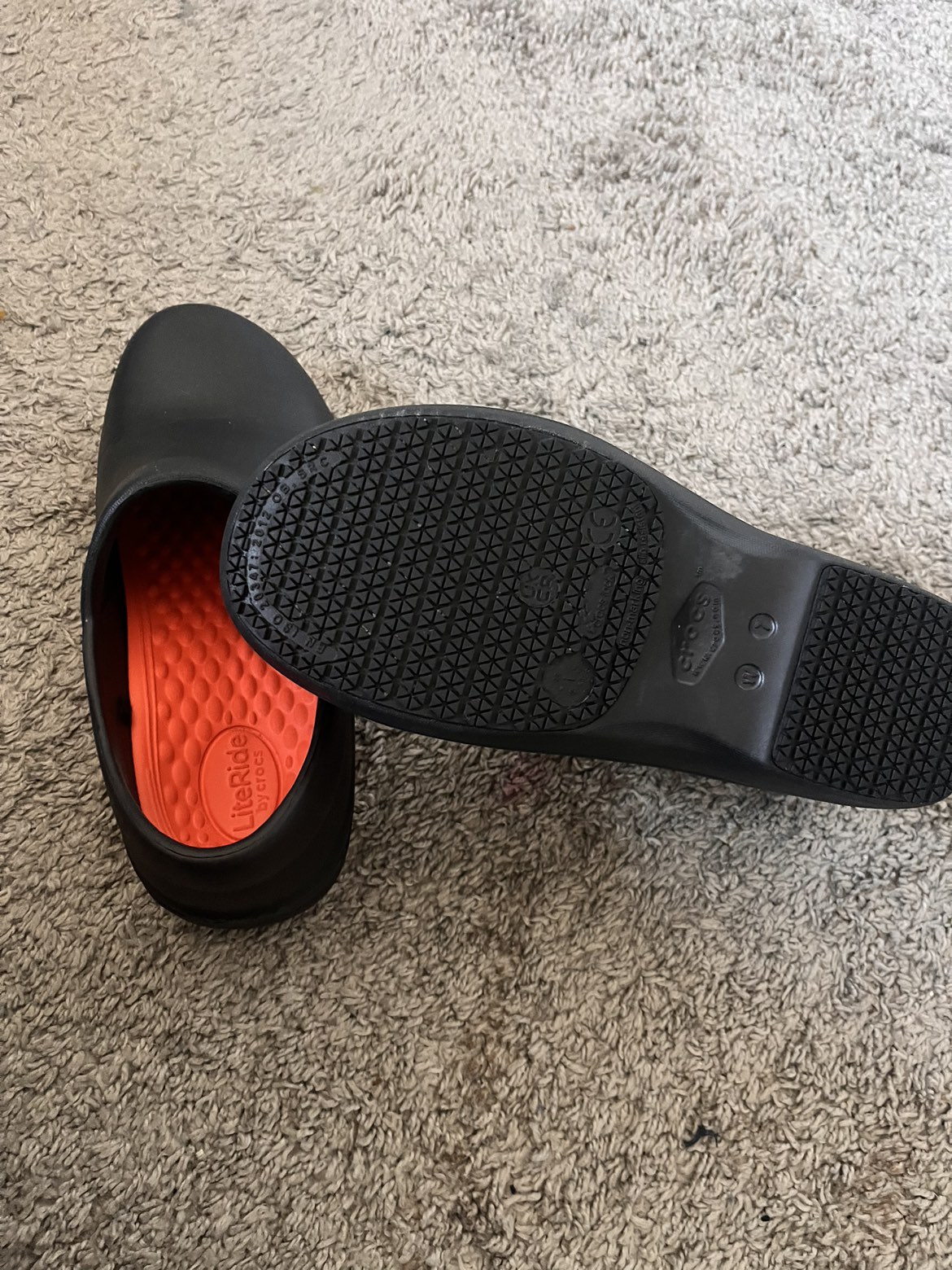 Crocs for women image indicator(3)