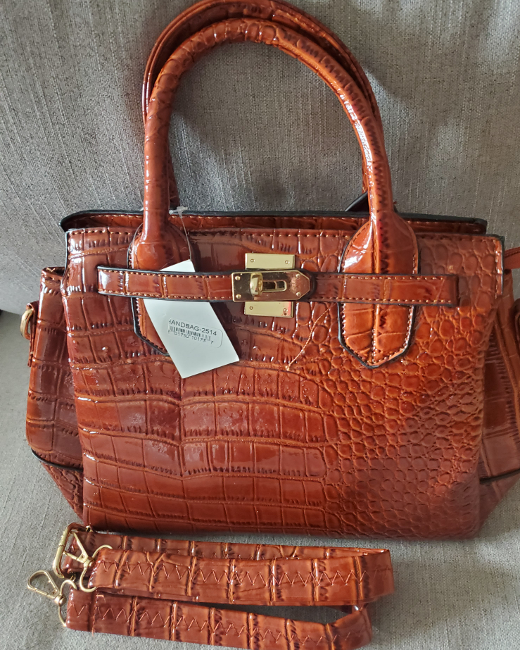 Hanb bag with sling