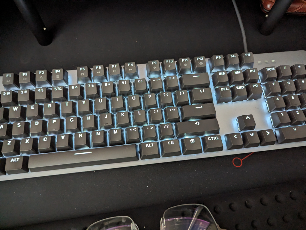 Logitech keyboard thumbnail