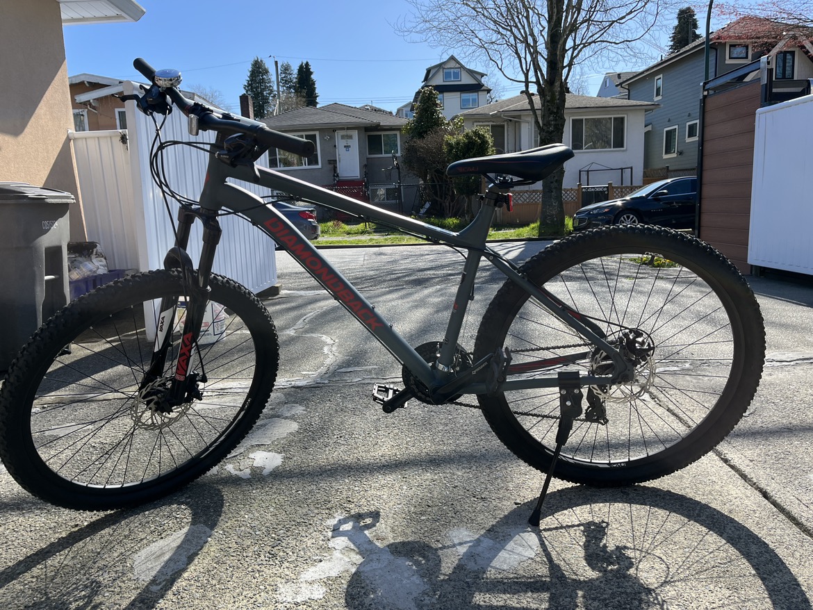 diamond back ridgeback mountain bike,