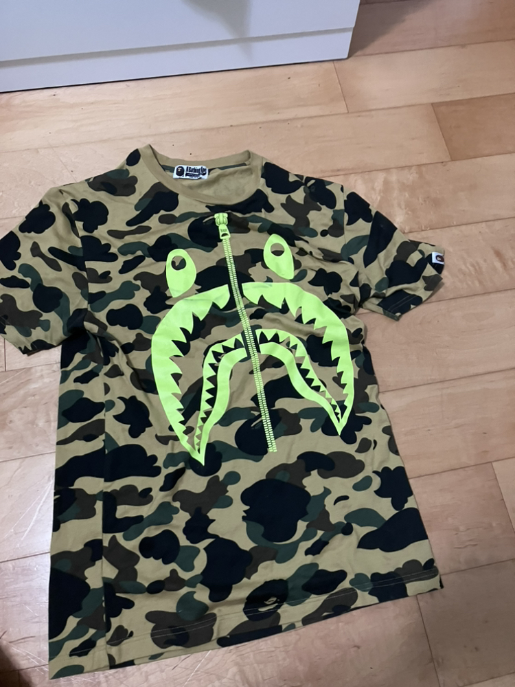 CAMO BAPE SHIRT GLOWN IN THE DARK
