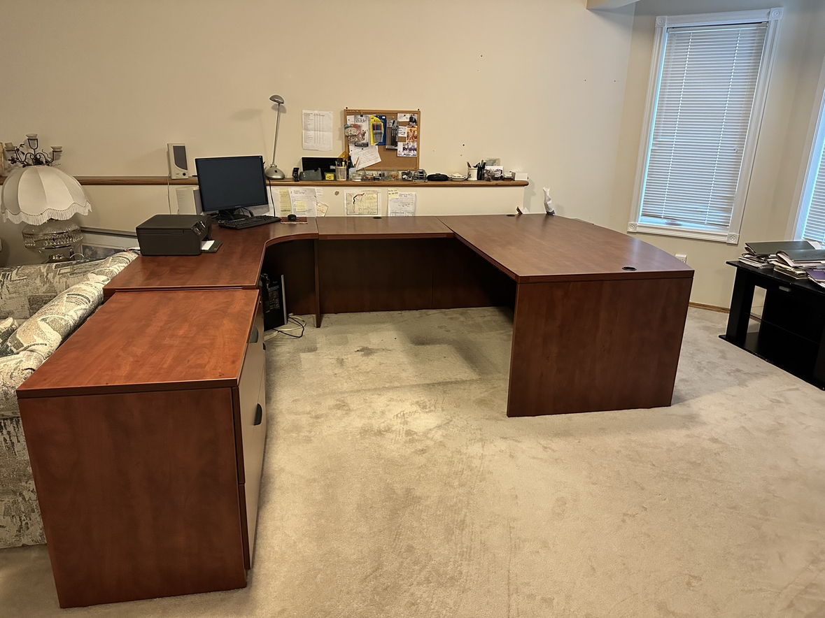 Executive desk with book case - photo 3
