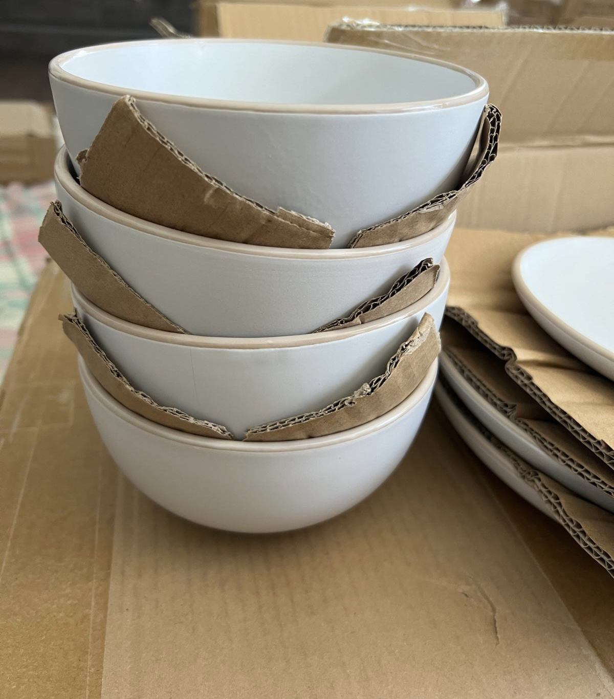Kitchen Plates & Bowls Set with Mugs | White Dinnerware Set - photo 3