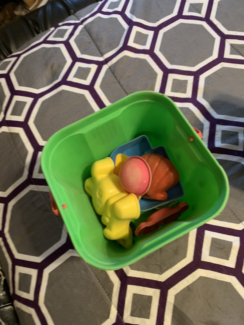 Outdoor toys image indicator(2)