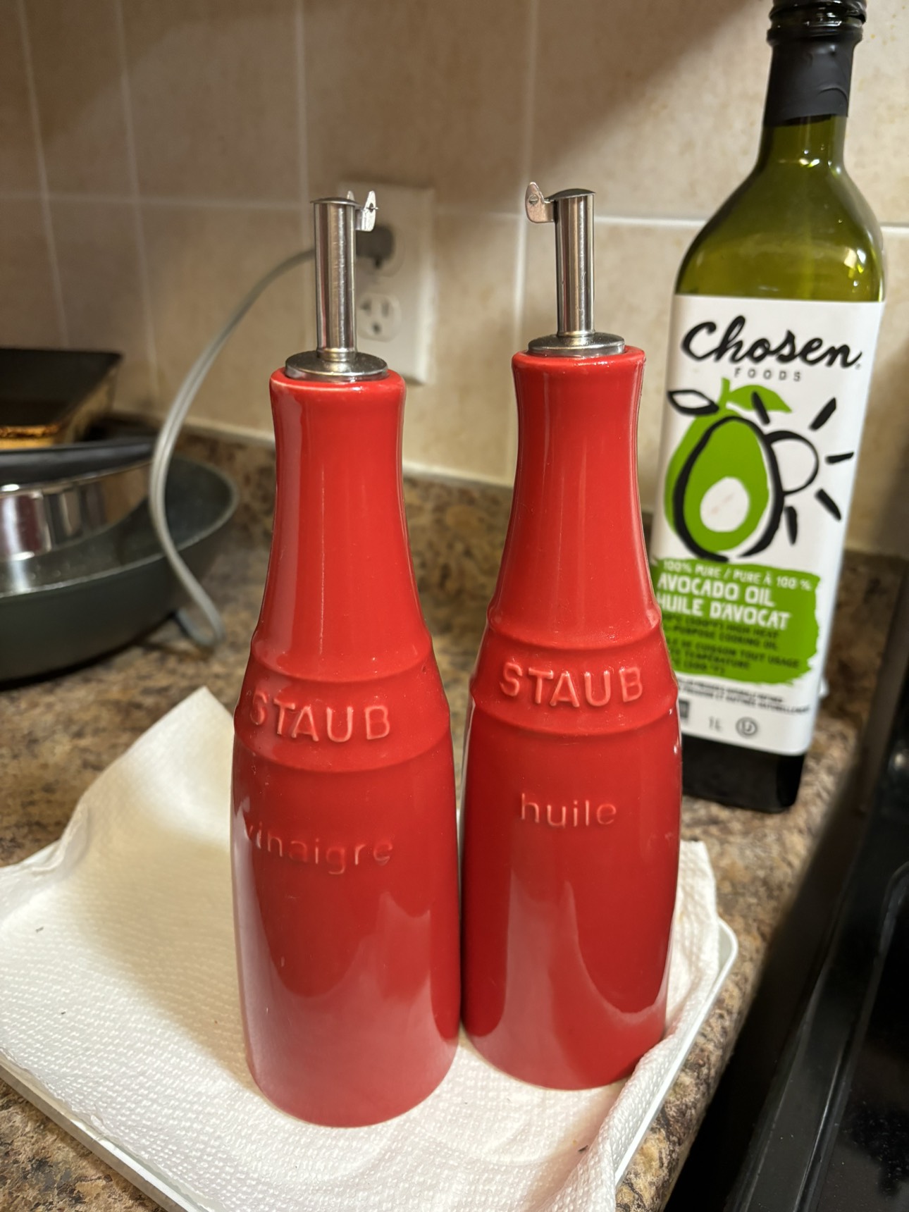 Staub oil dispenser $20 thumbnail