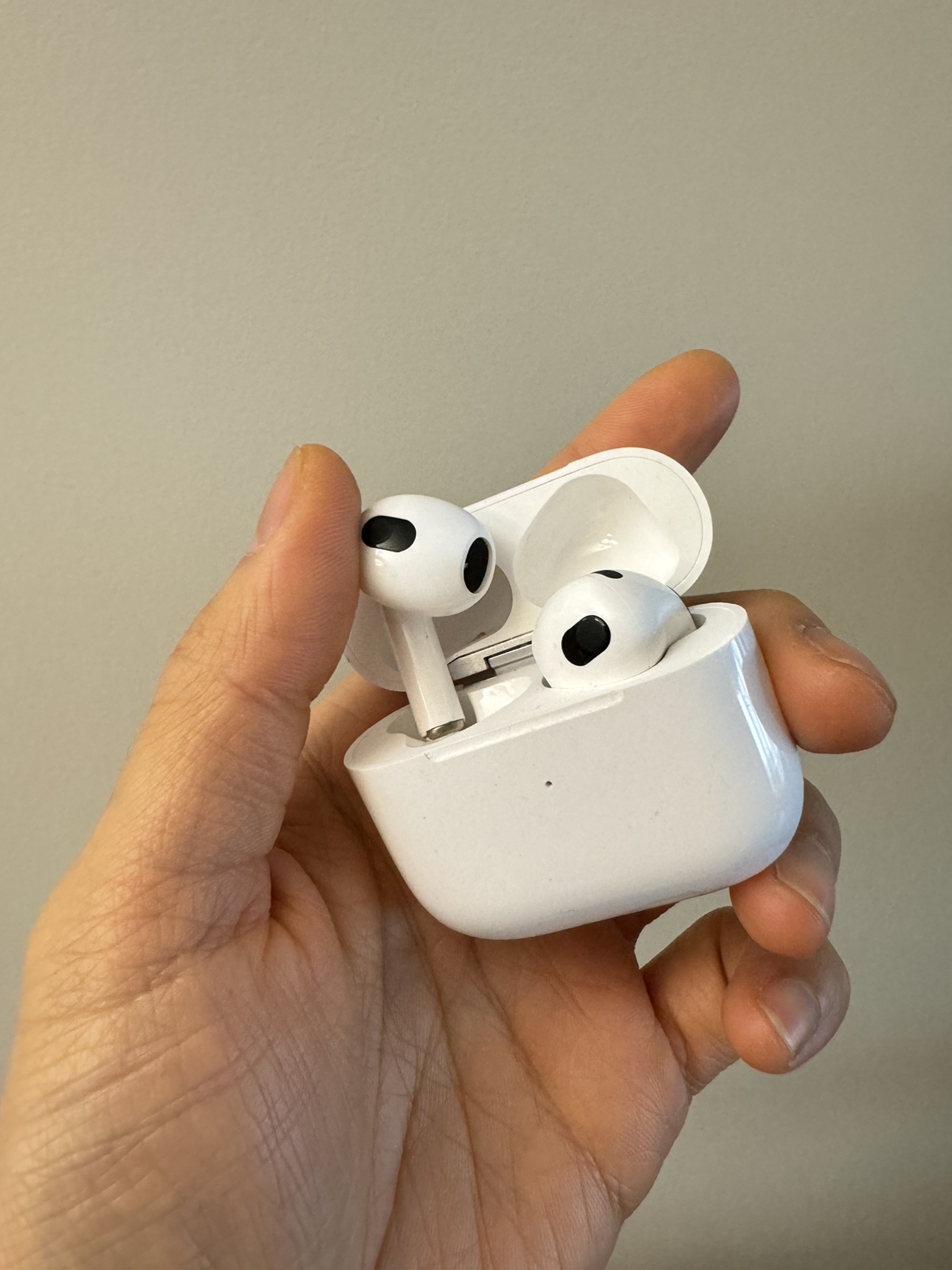 Earphones - photo 2