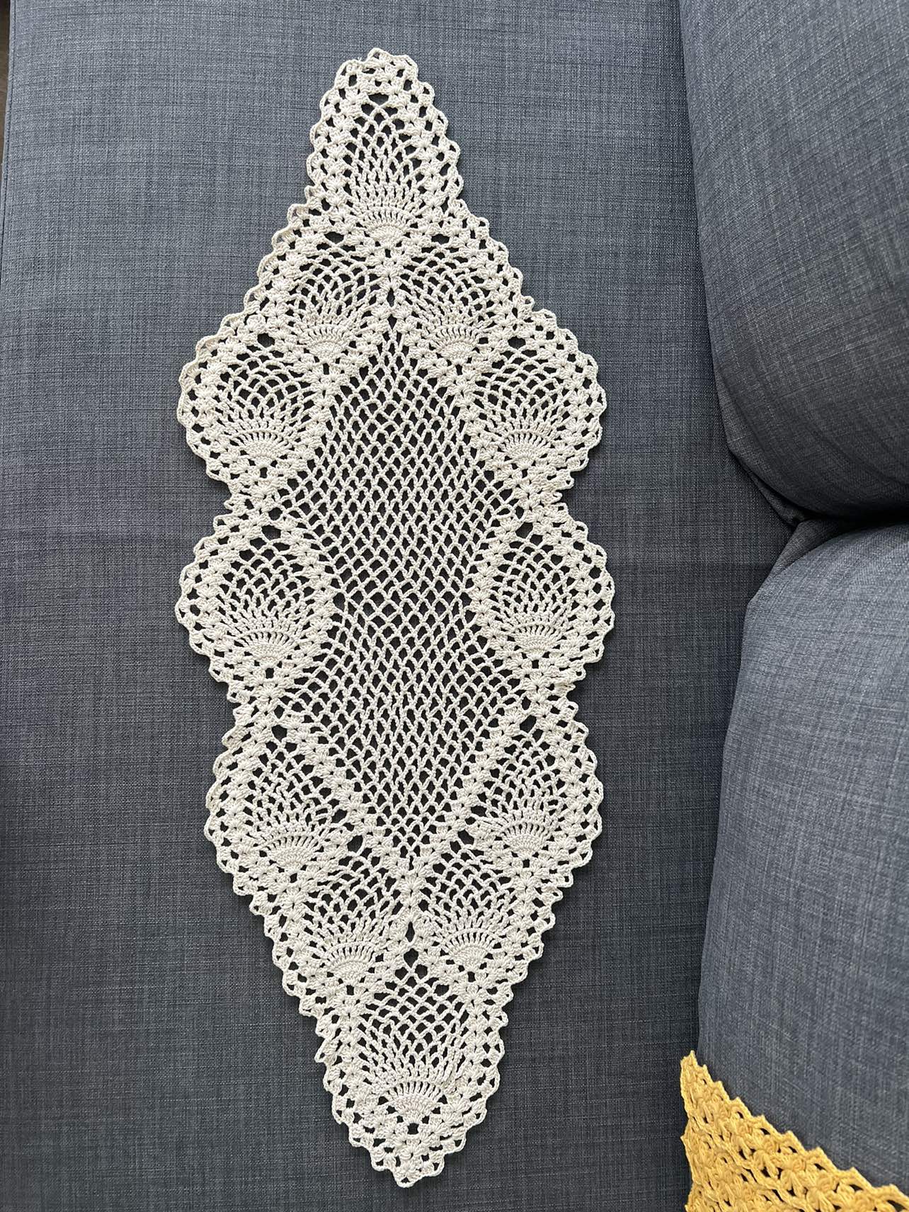Handmade Crochet Tablecloth - photo 2