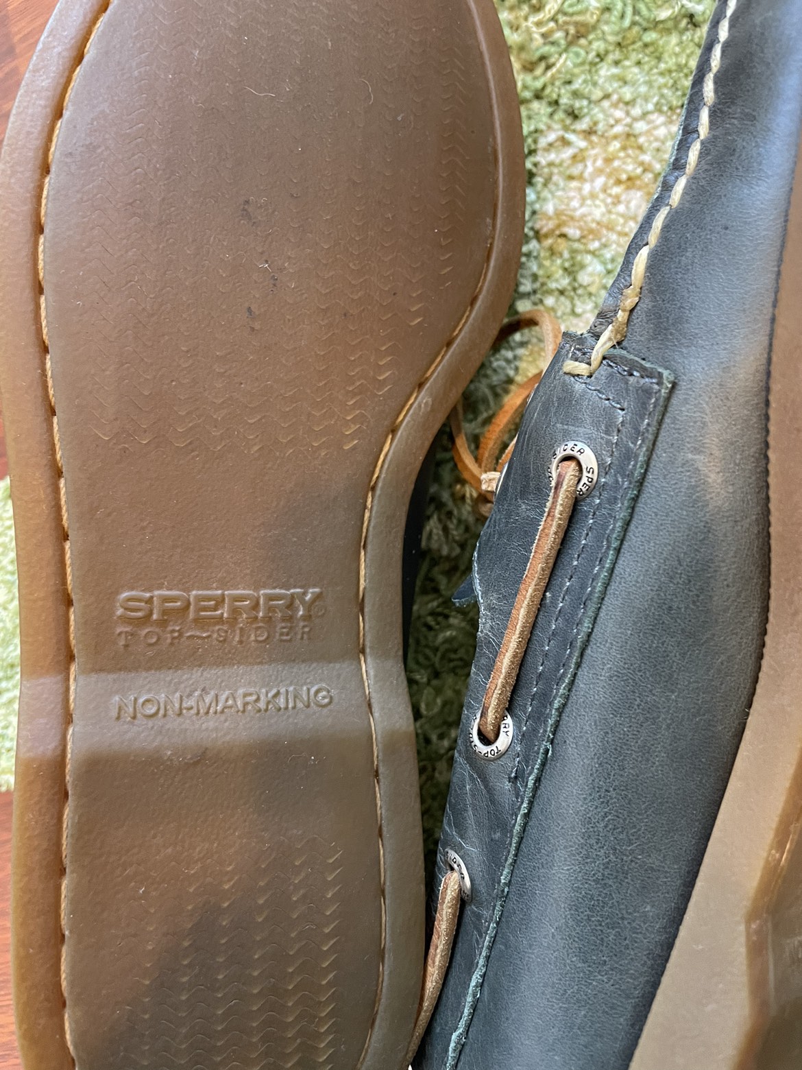 Men’s Sperry Boat Shoes image indicator(5)