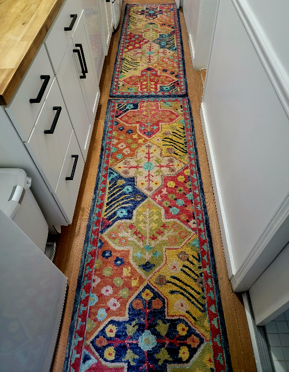 Two Safavieh 2'3" x 7' Boho Wool Runner Rugs - photo 3
