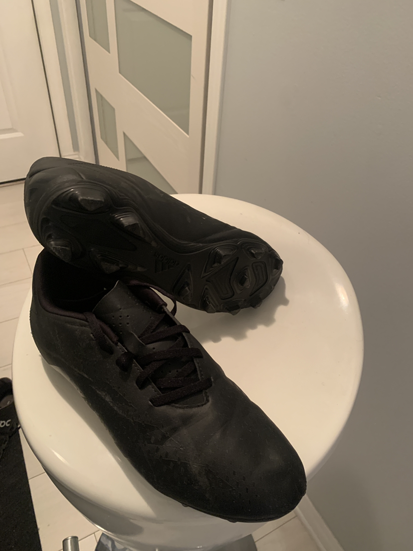 adidas Predator Soccer Cleats, size 11 - photo 2