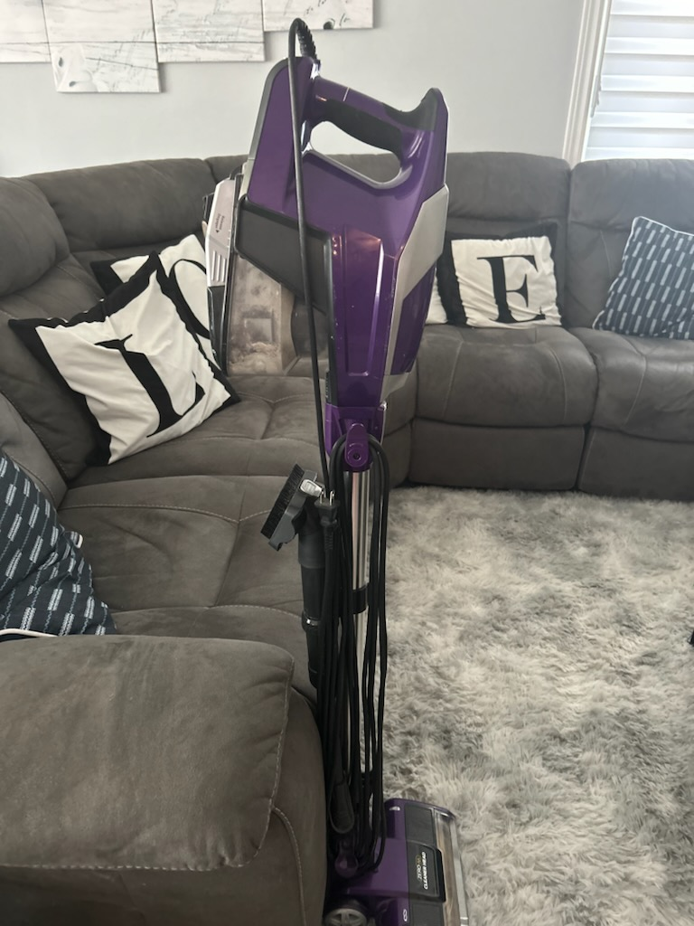 shark pro vacume cleaner - photo 2