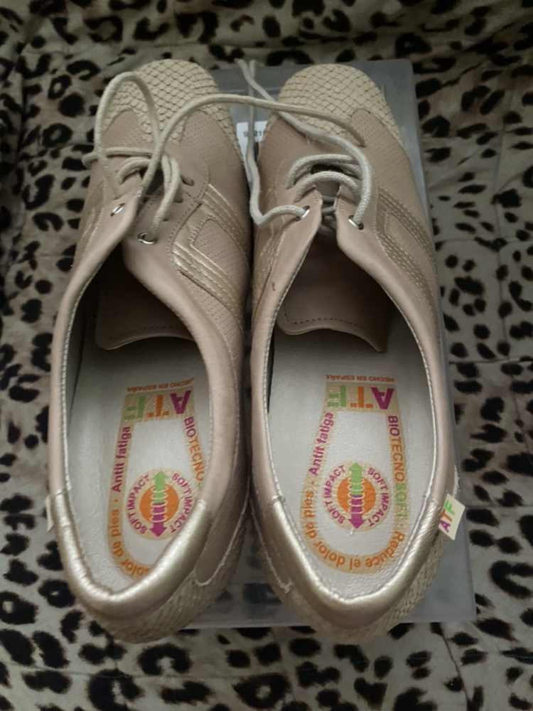 New leather shoes - photo 2