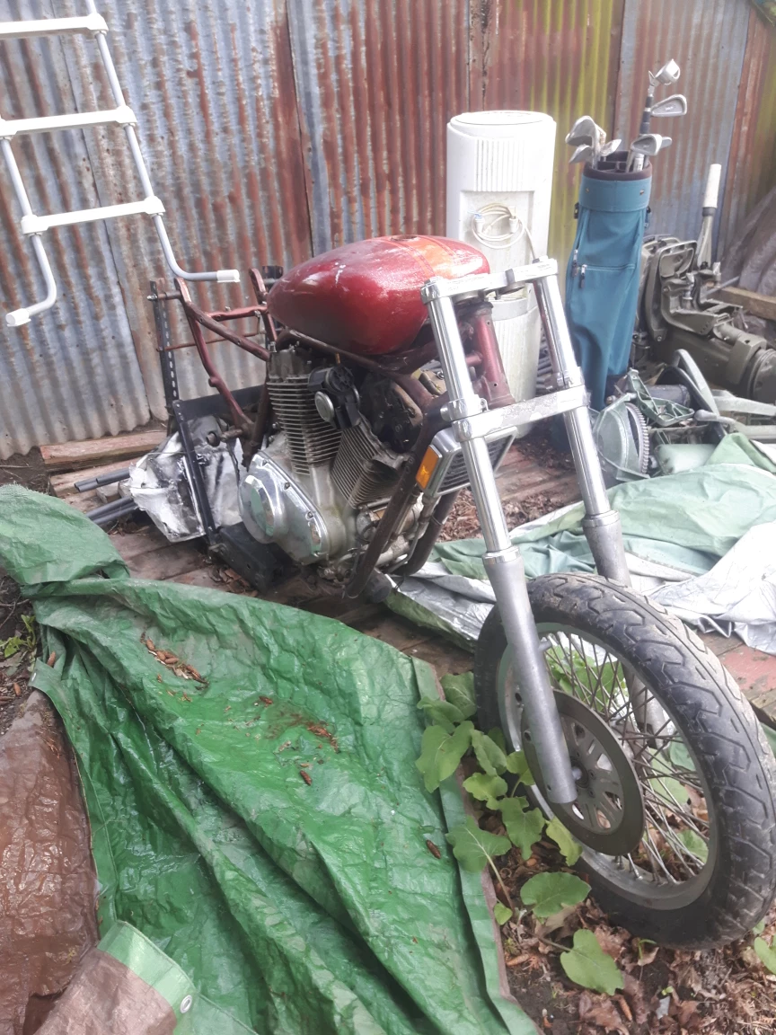 Suzuki intruder 1400 parts