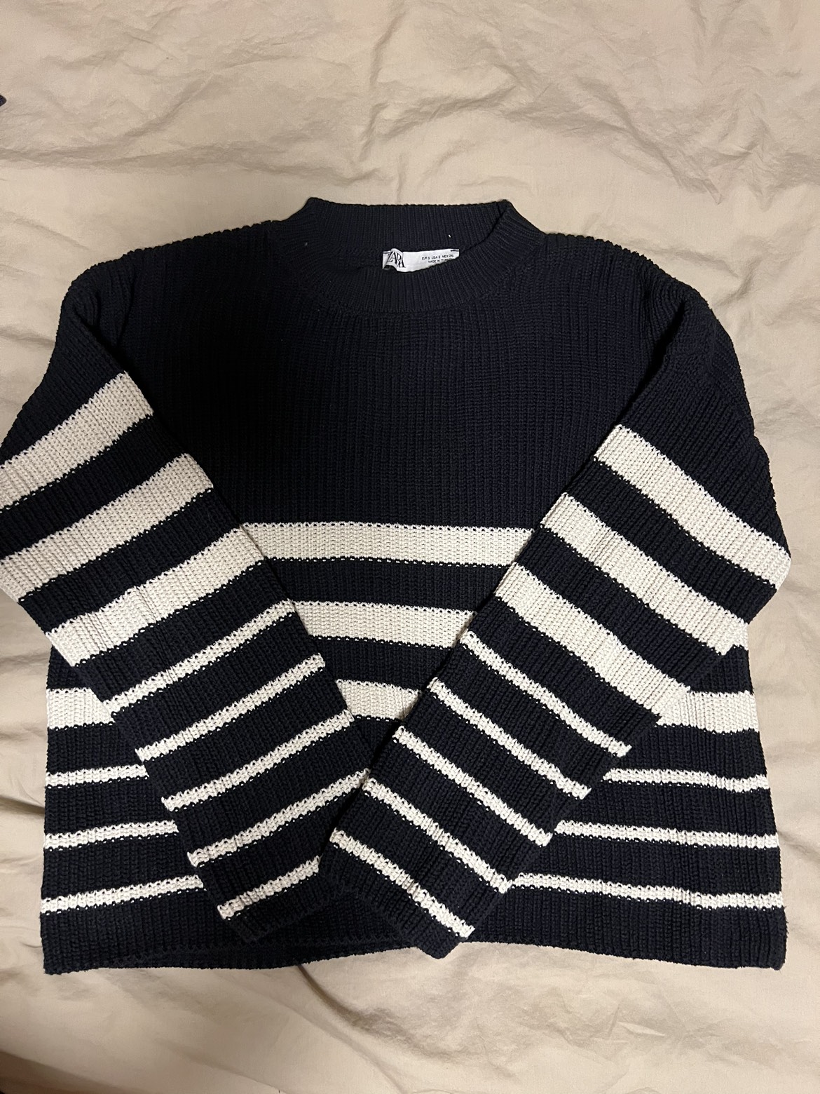 Zara Striped knit sweater navy and white. Small. thumbnail