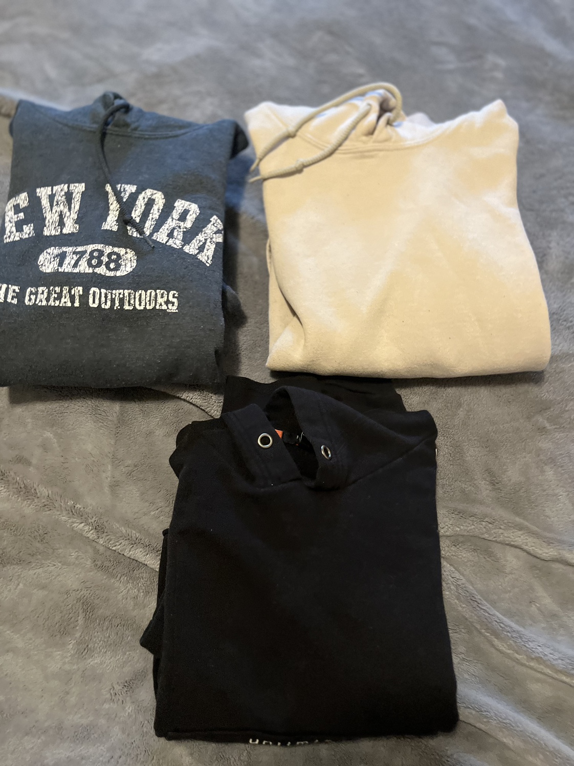 Sweaters 2x SMALL plus 1 FREE M image indicator(10)