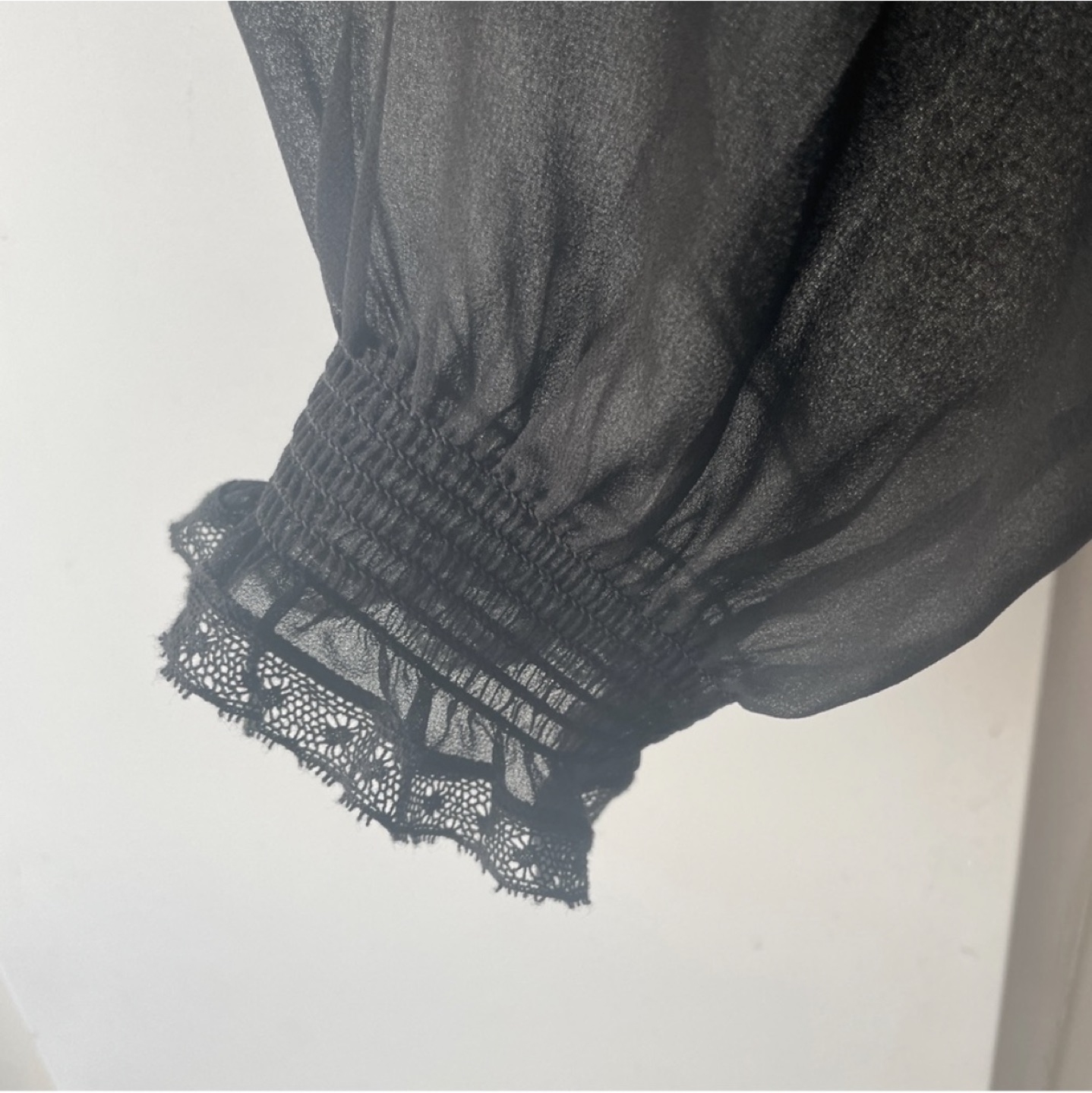 Aritzia Wilfred Eden Blouse in Black image indicator(6)