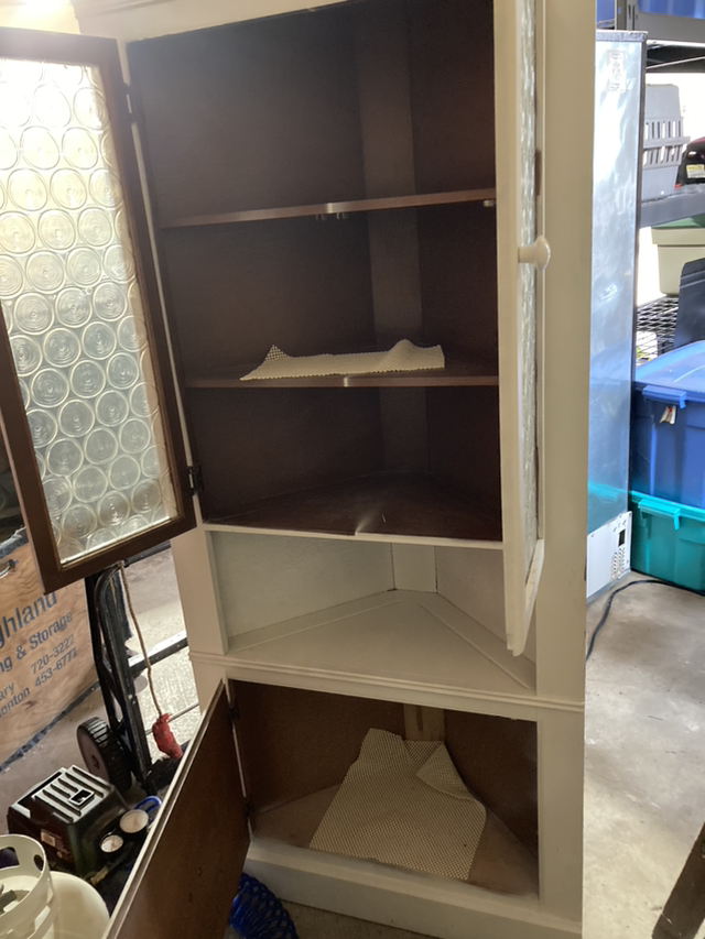 Corner Buffet and Hutch - photo 2