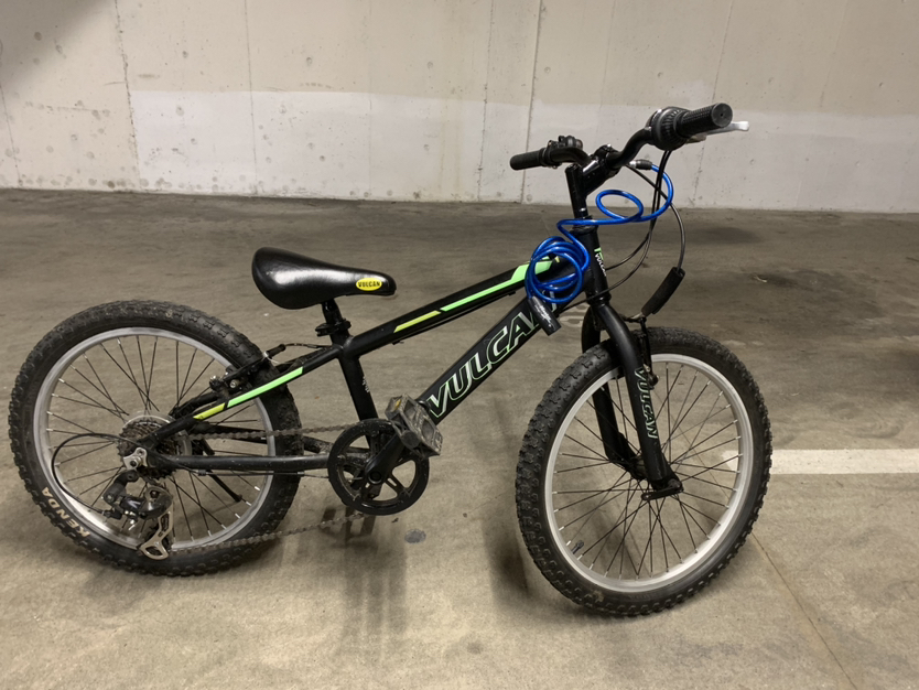 Kids bike 20” tires 7 Speed