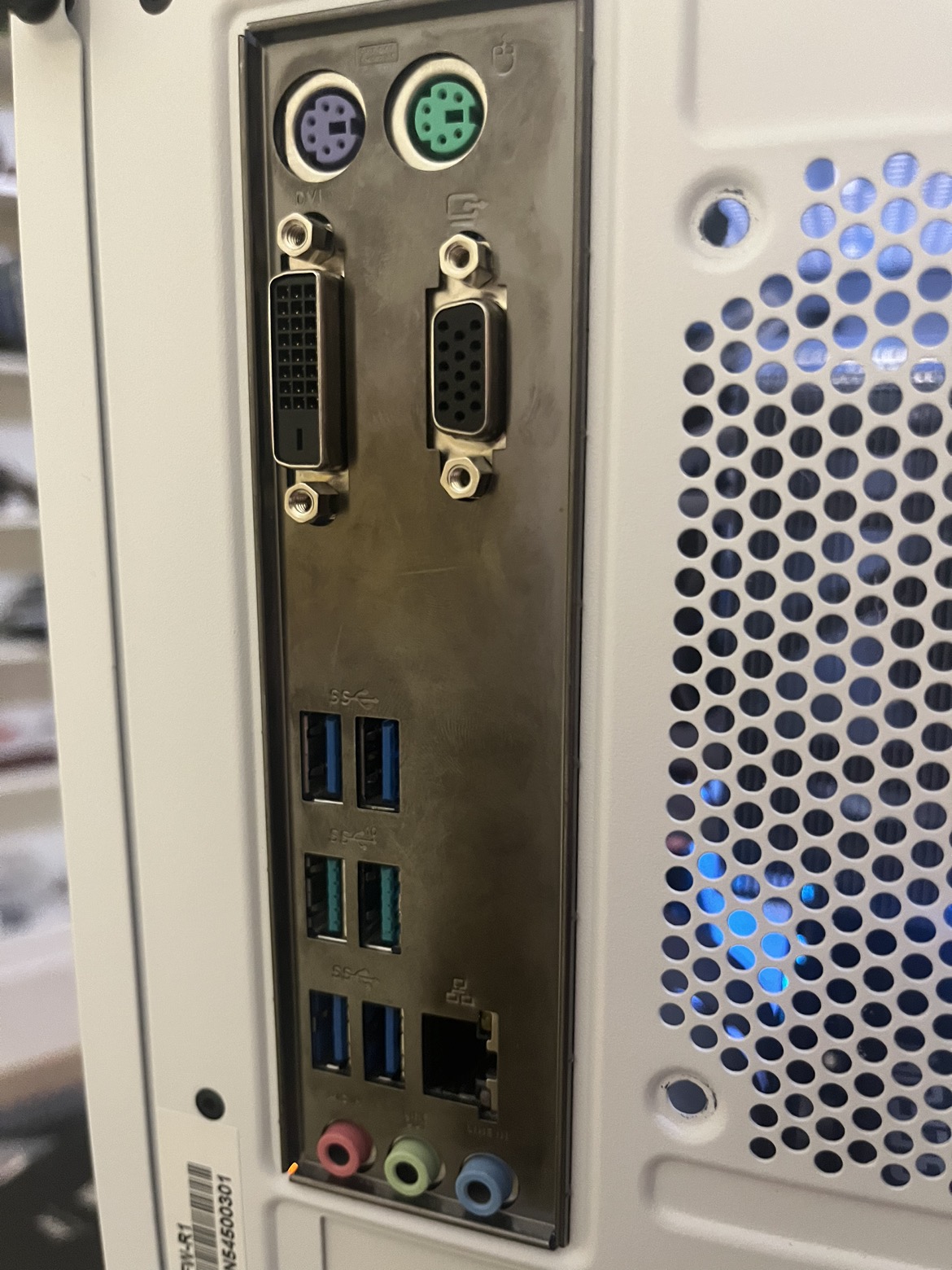 2080TI/8CORE/VALUE GAMING PC(BENCHMARK AT THE END) - photo 5