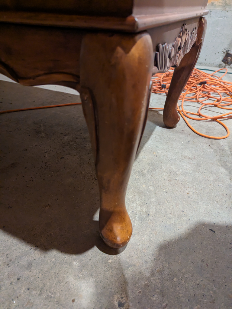 Table for Refinishing - photo 3