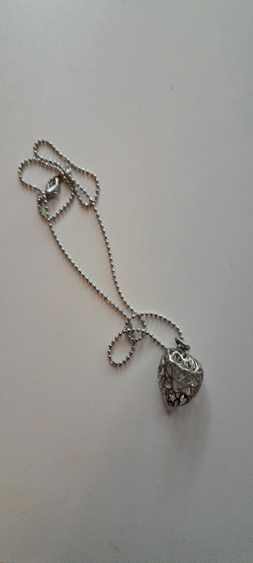 Silver necklace with 3D  💙 pendant image indicator(2)