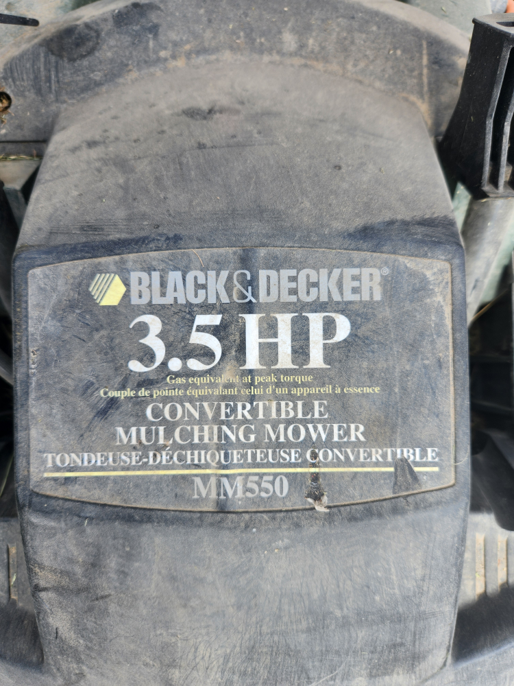 Lawn mower and trimmer - Both in GREAT condition - photo 3
