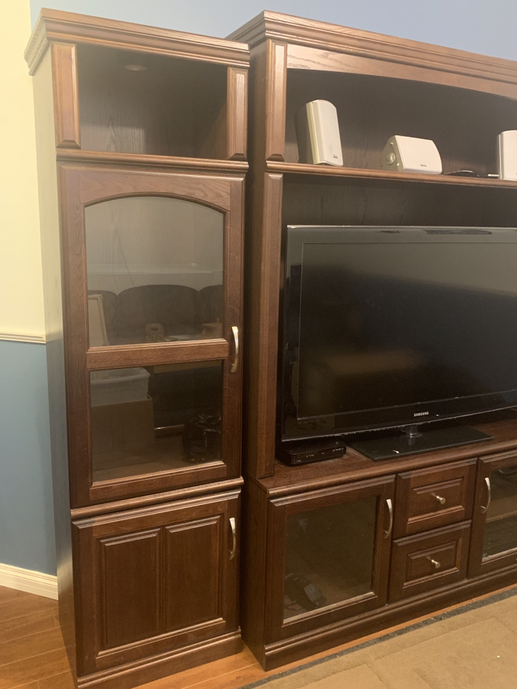 Like new Entertainment Unit - photo 5